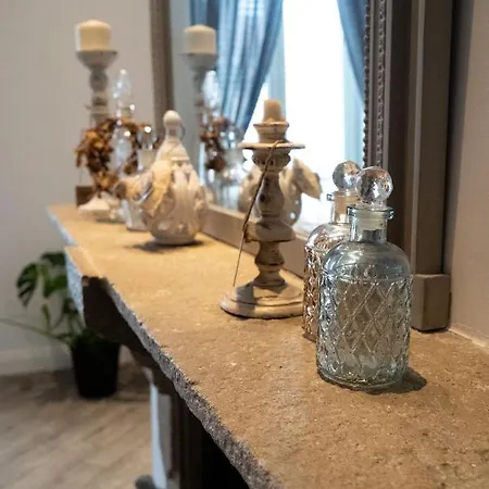 Roy - * نابولي